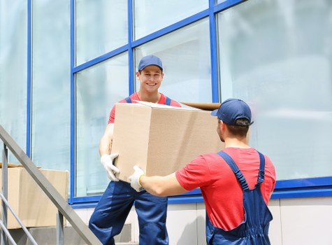 Local commercial storage option for tools, stock, and equipment near Southhackney