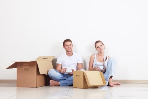 Specialist packing support in Southhackney for delicate and valuable belongings
